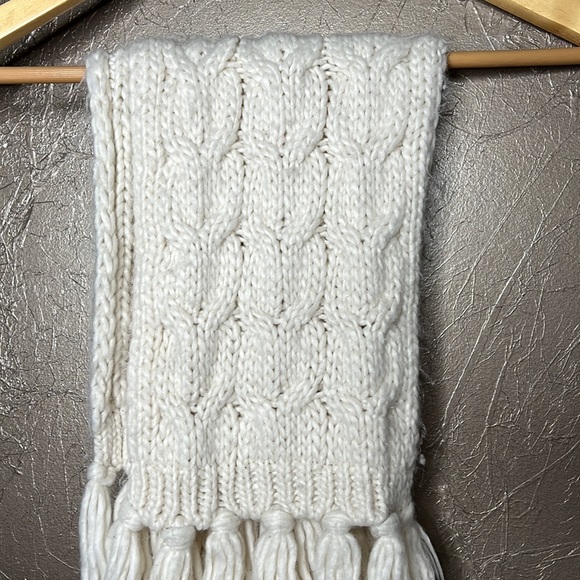 Berkshire Fashion Knit Scarf - Picture 6 of 8